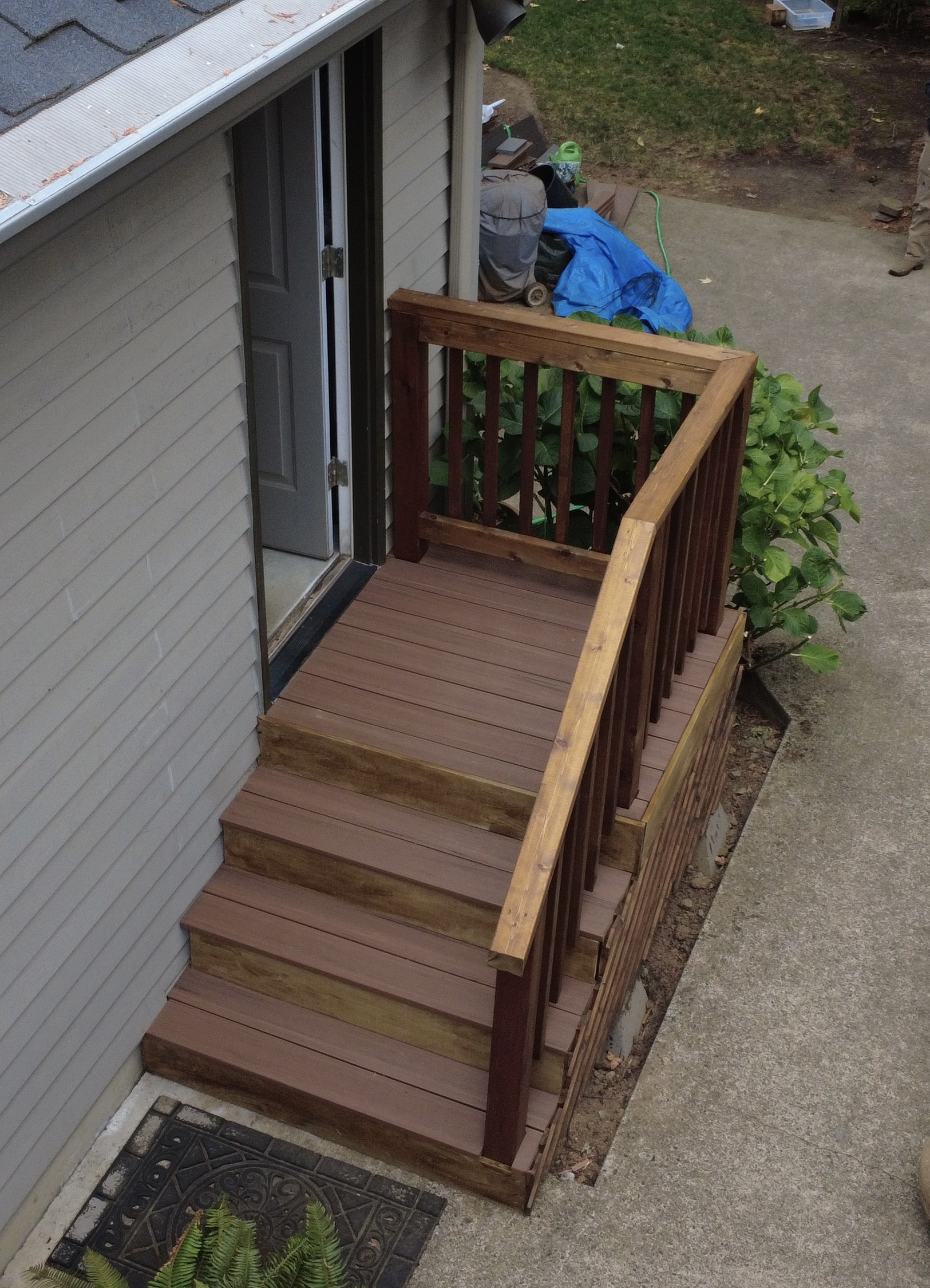 Entry Stairs & Landing